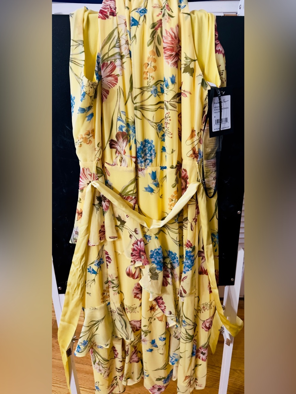 Brand New Nicole Miller Yellow Floral Dress in size 8